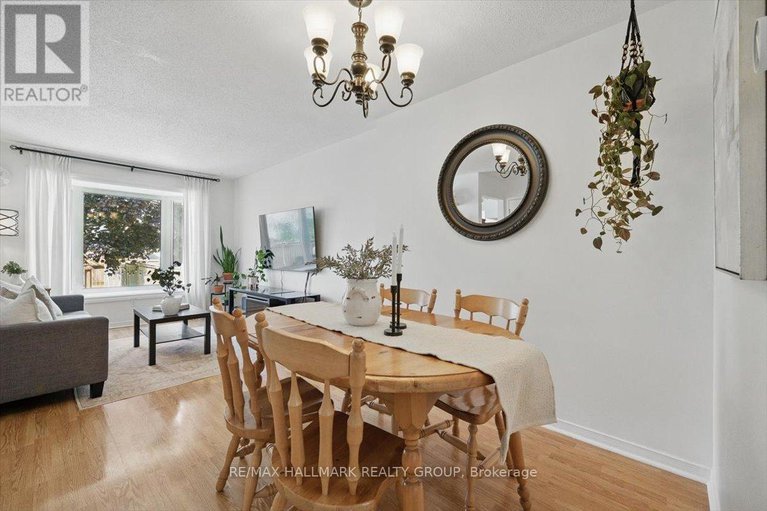 28376858/2083-sacramento-drive/fallingbrookgardenway-south/ottawa/ontario/K4A3L2_4