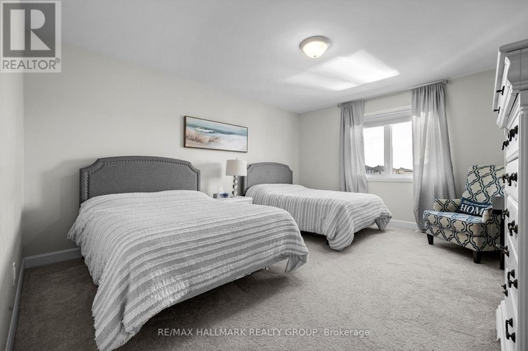 29568422/104-duncanville-street/village-of-russell/russell/ontario/K4R0G3_34