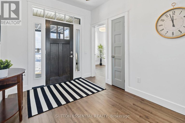 29327488/3-appaloosa-path-n/augusta-twp/augusta/ontario/K6V5T2_7