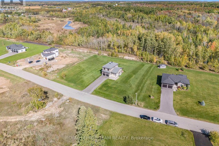 28983663/114-maplestone-drive/north-grenville-twp-kemptville-east/north-grenville/ontario/K0G1J0_32