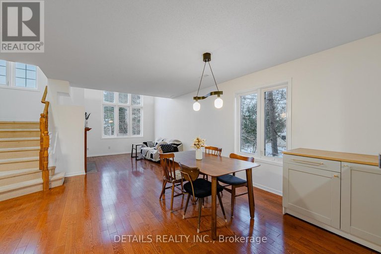 29184001/20-376-wiffen-private/westcliffe-estates/ottawa/ontario/K2H1G4_16