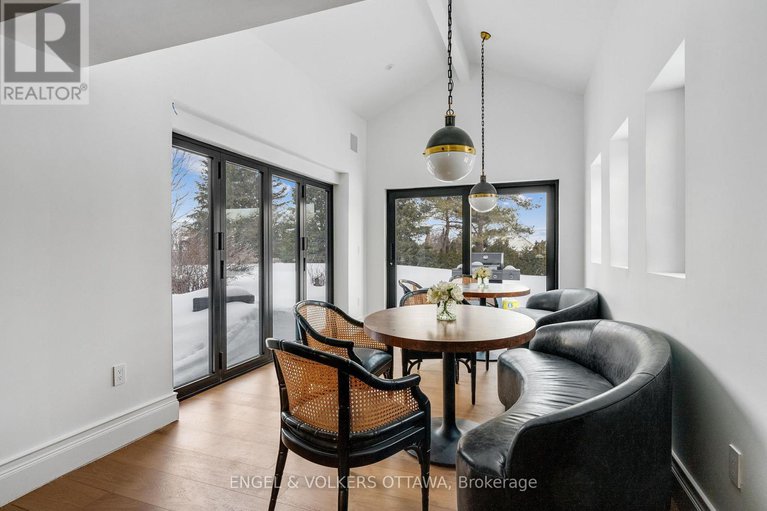 28092121/1041-brandywine-court/manotick-long-island-nicholls-island/ottawa/ontario/K4M1J2_12