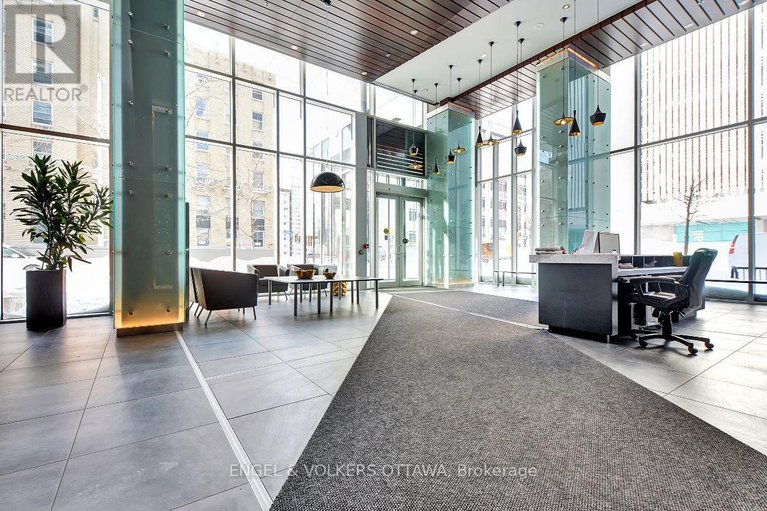 29456144/2401-179-metcalfe-street/ottawa-centre/ottawa/ontario/K2P1P7_31