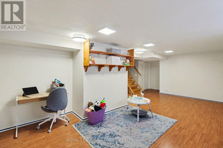 29397623/1838-louisiana-avenue/urbandale-acres/ottawa/ontario/K1H6V1_21