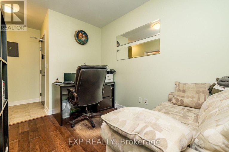 29419267/1111-200-besserer-street/sandy-hill/ottawa/ontario/K1N0A7_17