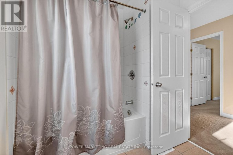 29398266/119-finn-court/ridgemont/ottawa/ontario/K1V2C6_29