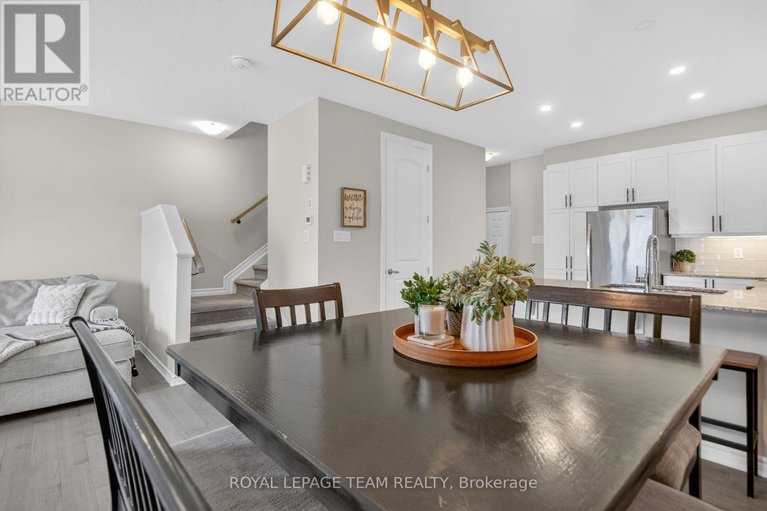 29645238/802-bascule-place/richmond/ottawa/ontario/K0A2Z0_10