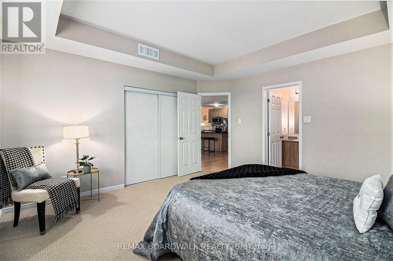 29255401/86-sternes-private/springridgeeast-village/ottawa/ontario/K4A0X8_16