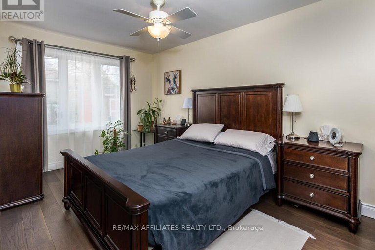 28591498/1941-haig-drive/elmvale-acres/ottawa/ontario/K1G2J9_17
