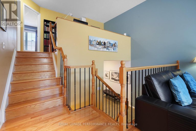 28567960/9-maple-park-private/upper-hunt-club/ottawa/ontario/K1T4A6_17