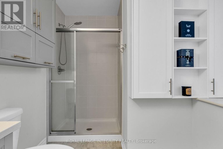 28545243/35-carabiner-private/mer-bleuebradley-estatesanderson-park/ottawa/ontario/K1W0L7_24