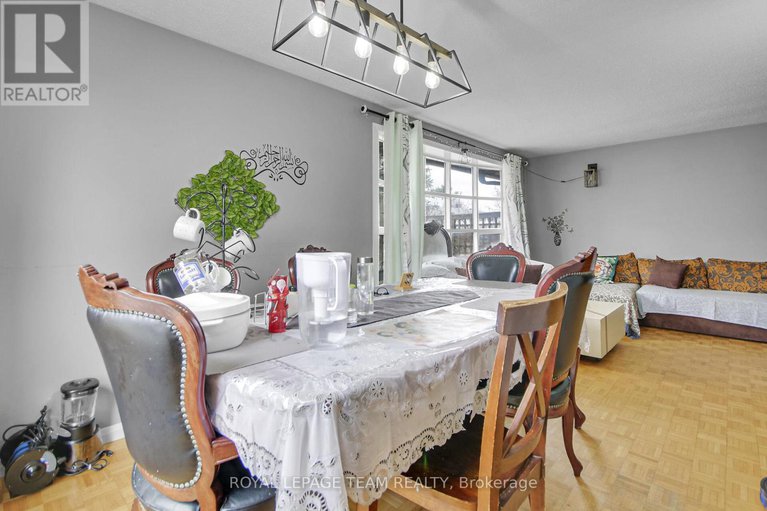 28494304/52-bowhill-avenue/borden-farmstewart-farmcarleton-heightsparkwood-hills/ottawa/ontario/K2E6S7_8