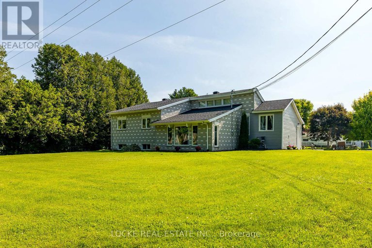 28484093/2180-old-hwy-17-highway/clarencerockland-twp/clarence-rockland/ontario/K4K1K7_1
