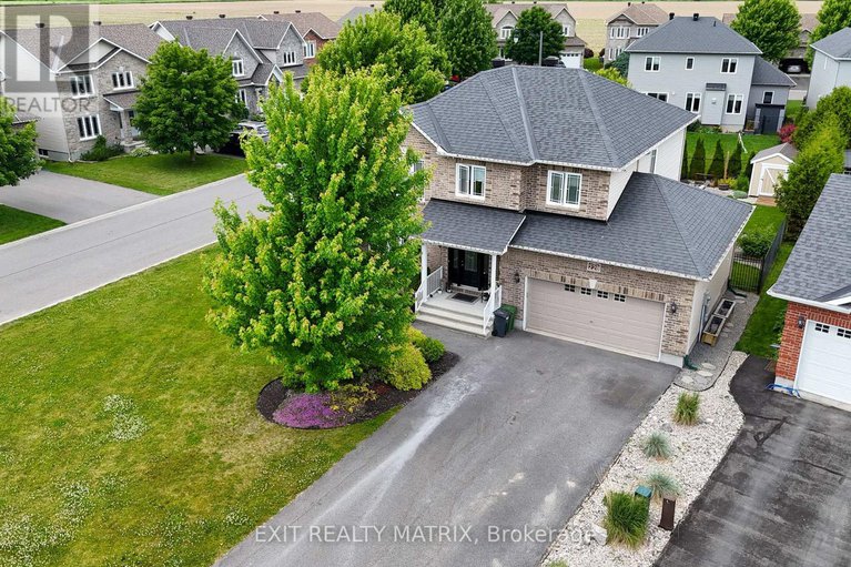 28492201/228-olde-towne-avenue/village-of-russell/russell/ontario/K4R0B3_47