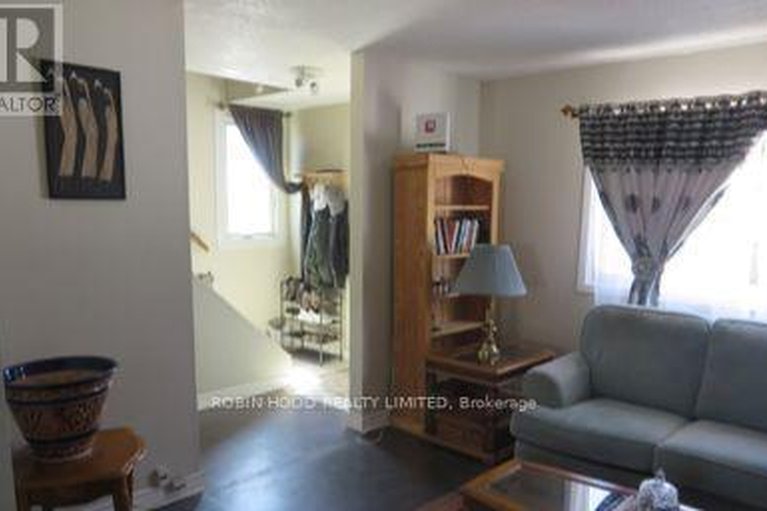 29624150/1-lotus-court/carson-grove/ottawa/ontario/K1J8A6_11