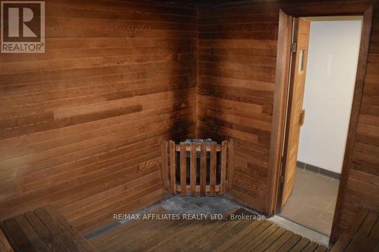 29050997/407-2760-carousel-crescent/emerald-woodssawmill-creek/ottawa/ontario/K1T2N4_35