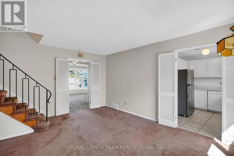 28961785/1900-southampton-court/braemar-park/ottawa/ontario/K2C0W3_18