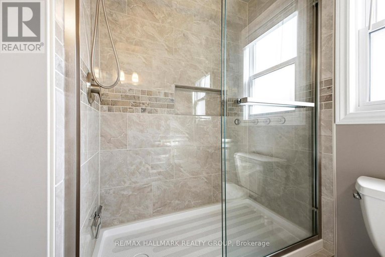 29549614/178-equestrian-drive/bridlewood/ottawa/ontario/K2M2B9_20