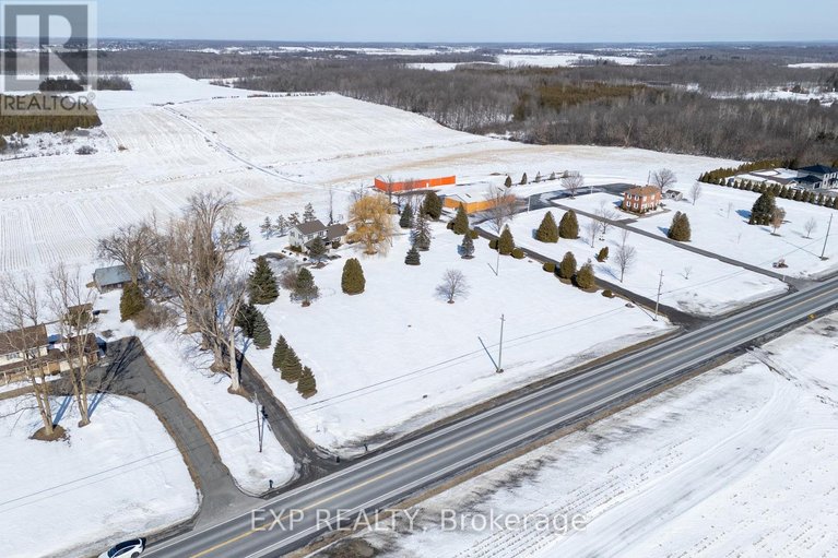 29447328/20267-county-road-18-road/south-glengarry-charlottenburgh-twp/south-glengarry/ontario/K0C2J0_66