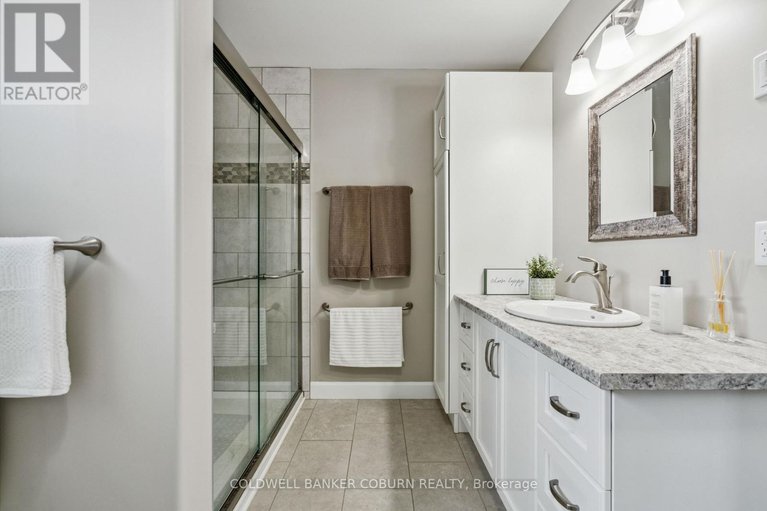 28414088/3-rachelle-crescent/north-grenville-twp-kemptville-south/north-grenville/ontario/K0G1T0_20