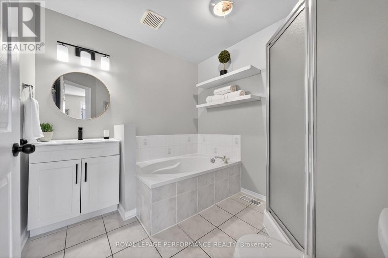 29662790/3835-crowsnest-avenue/quinterra/ottawa/ontario/K1V1K4_28