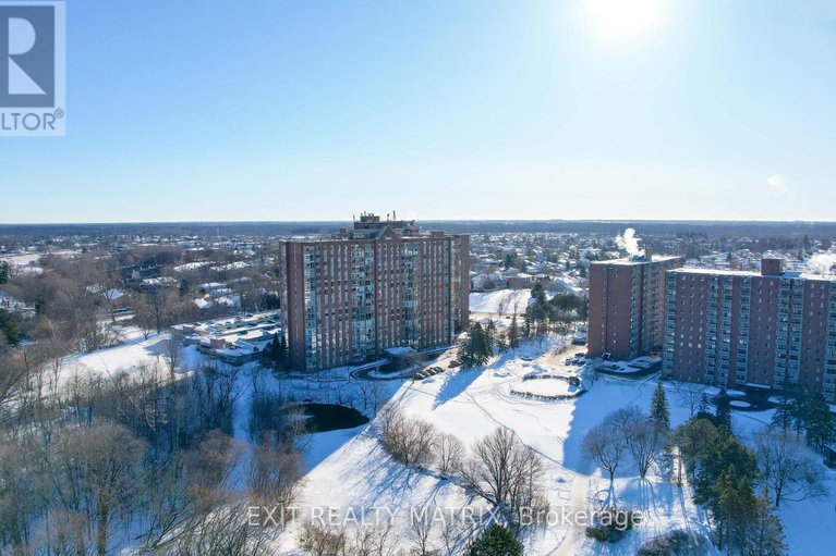 29349666/1007-2759-carousel-crescent/emerald-woodssawmill-creek/ottawa/ontario/K1T2N5_43