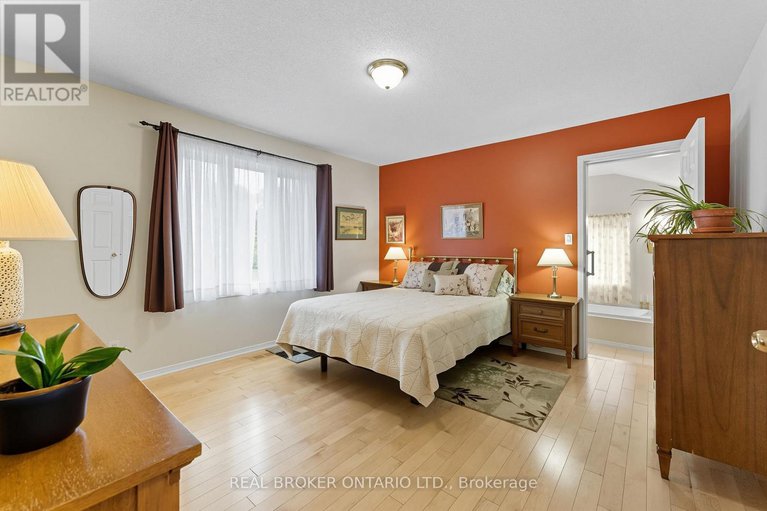 29420694/18-smith-road/north-grenville-twp-kemptville-south/north-grenville/ontario/K0G1T0_21