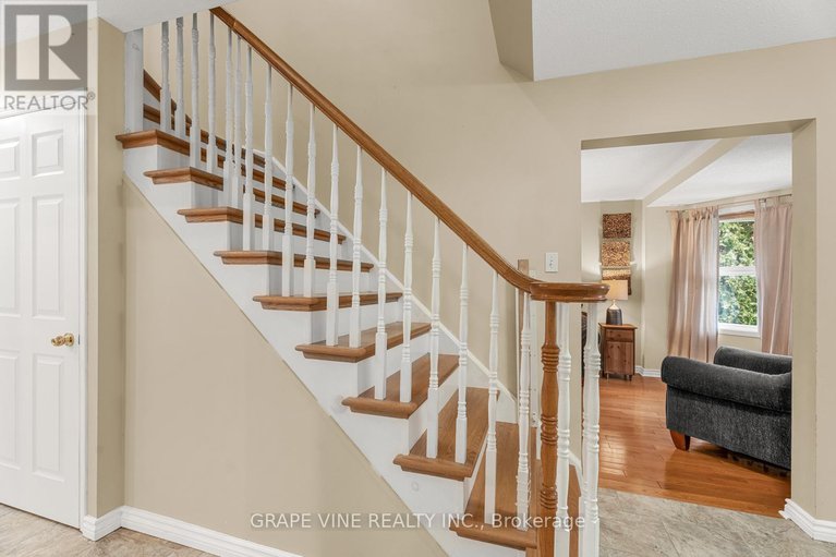 28125073/1651-westport-crescent/chateauneuf/ottawa/ontario/K1C6C4_19