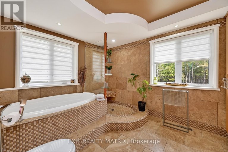 29673654/4081-caracourt-drive/vernon/ottawa/ontario/K0A2W0_23