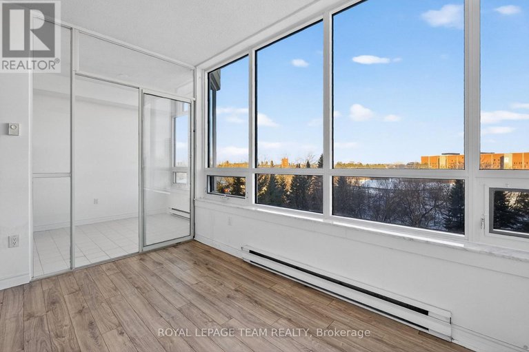 29358025/503-1480-riverside-drive/riverview-park/ottawa/ontario/K1G5H2_16