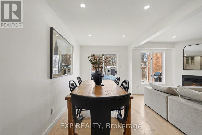 29454231/15-hendrie-court/katimavik/ottawa/ontario/K2L4A4_10