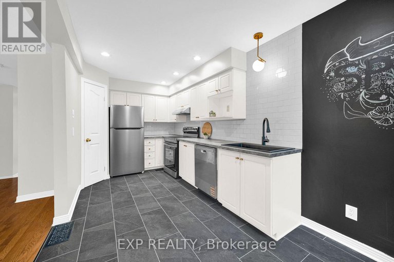 29260419/30-drysdale-street/beaverbrook/ottawa/ontario/K2K3L3_10