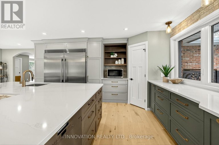 29537324/1056-heenan-terrace/manotick-long-island-nicholls-island/ottawa/ontario/K4M1J2_8