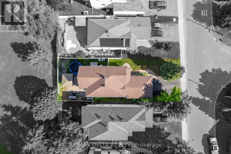 28540257/1610-duplante-avenue/fallingbrookpineridge/ottawa/ontario/K4A4A2_42