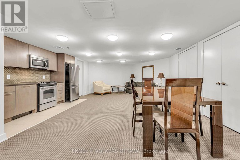 28844865/708-88-richmond-road/westborohampton-park/ottawa/ontario/K1Z0B1_19