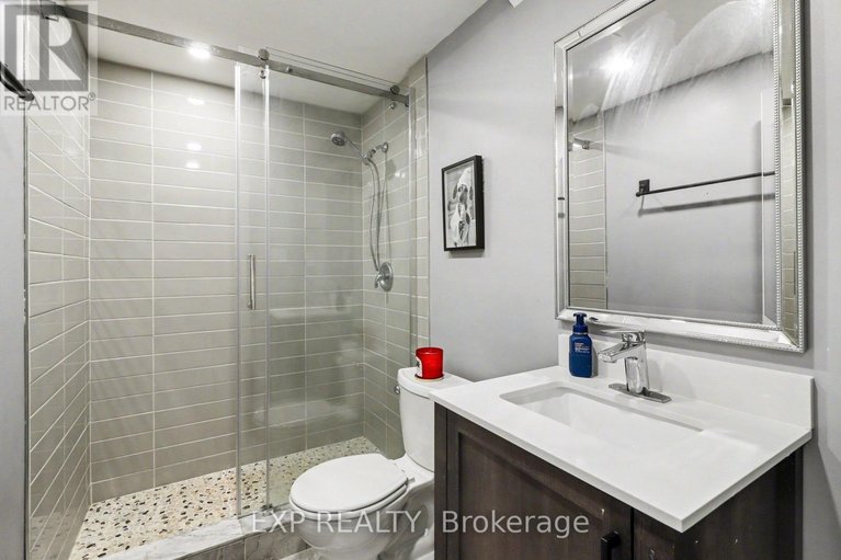 29648616/860-oat-straw-way/leitrim/ottawa/ontario/K1T0M2_16