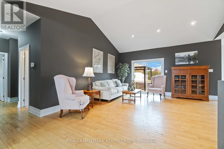 29066036/2030-kingsley-street/clarencerockland-twp/clarence-rockland/ontario/K0A1E0_7