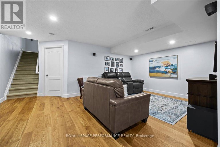 29246573/416-rochefort-circle/avalon-west/ottawa/ontario/K4A0M8_33