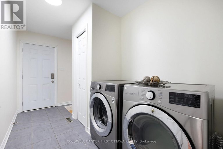 29253017/11-rideau-crossing-crescent/north-grenville-twp-kemptville-east/north-grenville/ontario/K0G1K0_23