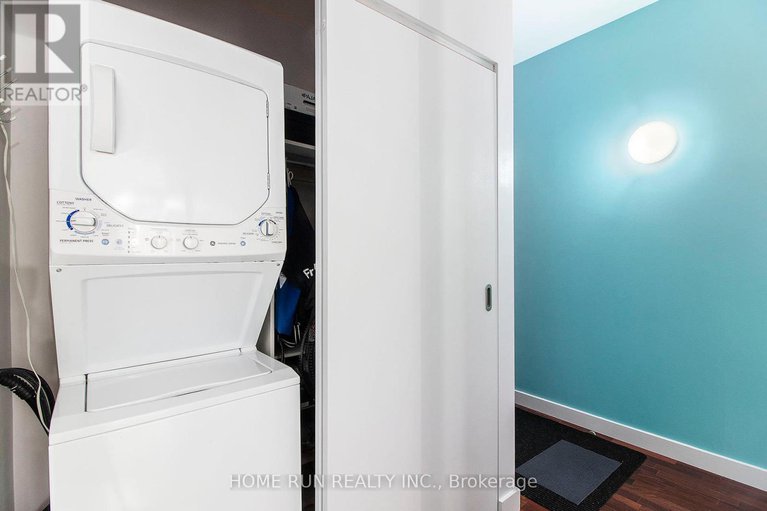 28407033/202-383-cumberland-street/lower-townbyward-market/ottawa/ontario/K1N1J7_16