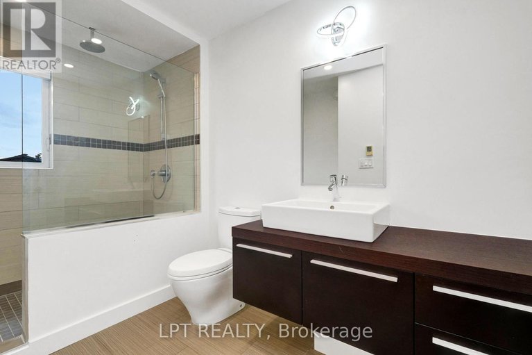 28676196/298-crestview-road/alta-vistafaircrest-heights/ottawa/ontario/K1H5G6_44