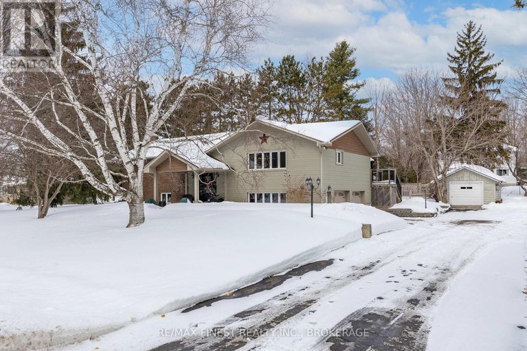 29422914/2518-rideau-ferry-road/drummondnorth-elmsley-north-elmsley-twp/drummondnorth-elmsley/ontario/K7H3C7_2