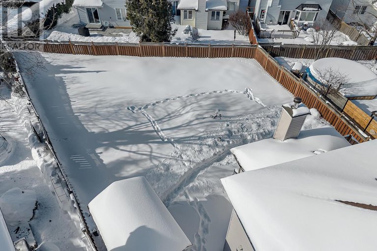 29340777/1764-tache-way/fallingbrookpineridge/ottawa/ontario/K4A2S6_30