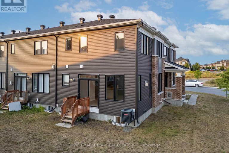 28752375/701-megrez-way/half-moon-bay/ottawa/ontario/K2J6S9_28