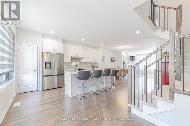 28879601/5017-abbott-street-e/emerald-meadowstrailwest/ottawa/ontario/K2V0M6_10