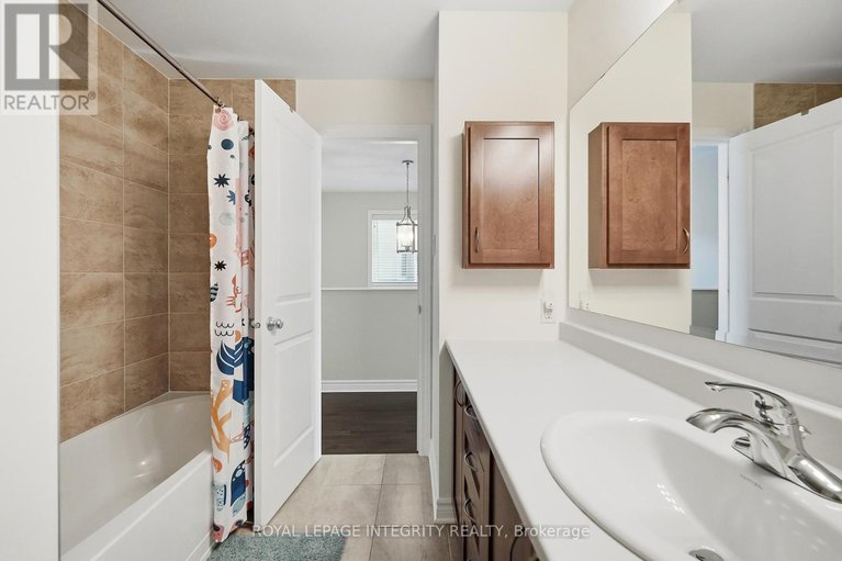 29365973/253-hepatica-way/avalon-west/ottawa/ontario/K4A0Z2_29