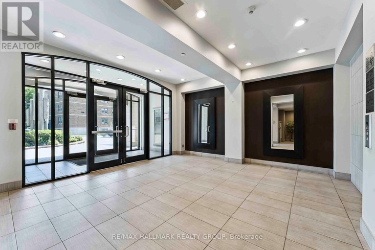 28612449/316-808-bronson-avenue/dows-lake/ottawa/ontario/K1S5A4_26