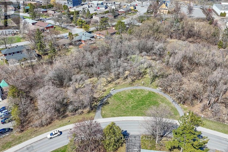 29636036/38-beaver-ridge/city-viewskylinefisher-heightsparkwood-hills/ottawa/ontario/K2E6C7_48