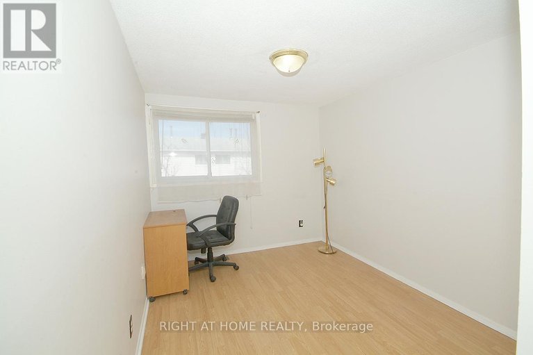 28229384/l-1466-heatherington-road/heron-gateindustrial-park/ottawa/ontario/K1V6S1_8