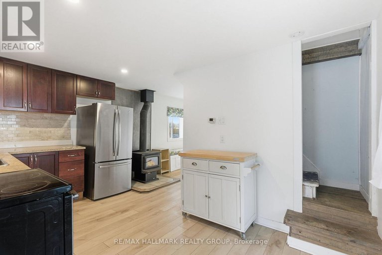 29155780/10450-clark-road/north-dundas-mountain-twp/north-dundas/ontario/K0E1S0_6